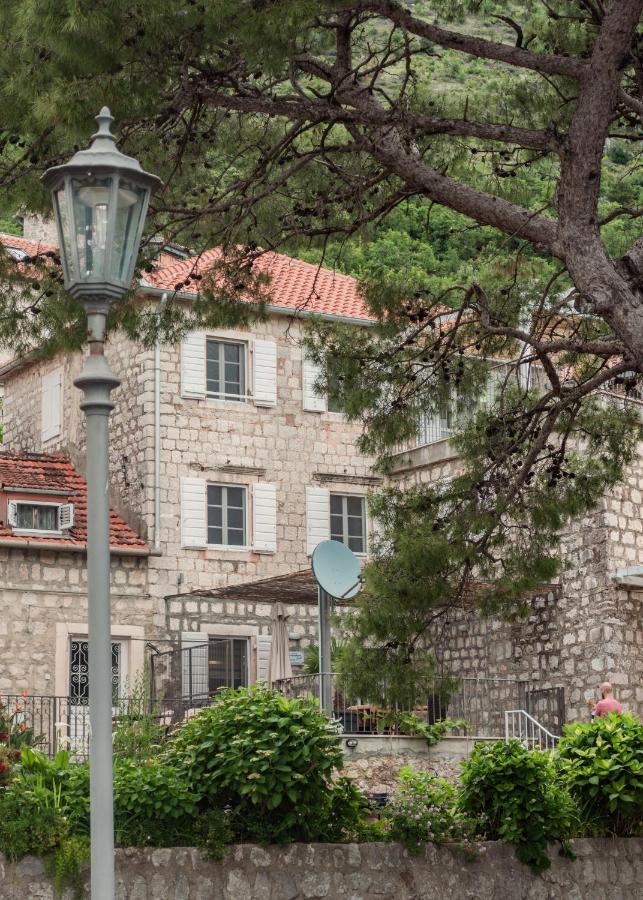 Sunny Port Apartment & Rooms Perast Exterior photo