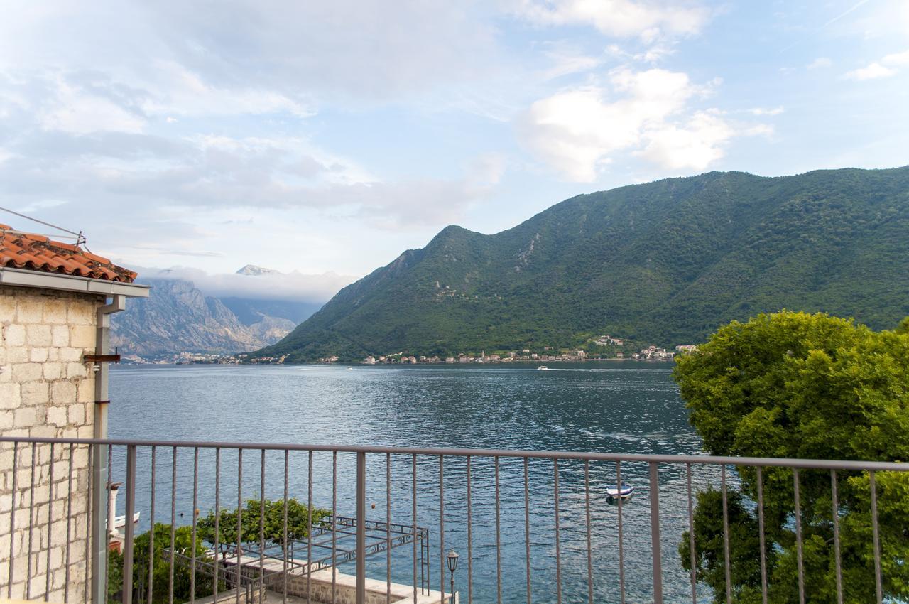 Sunny Port Apartment & Rooms Perast Exterior photo